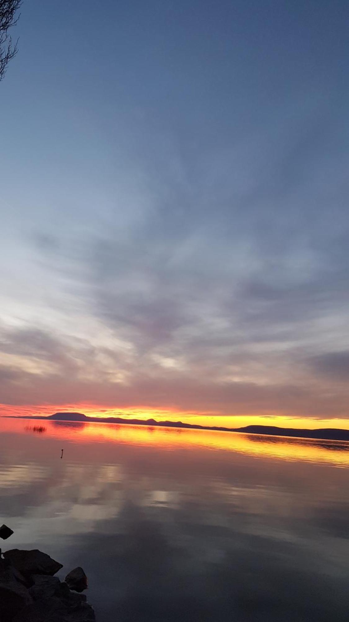 Család-Barát Apartman Balatonlelle Exterior foto